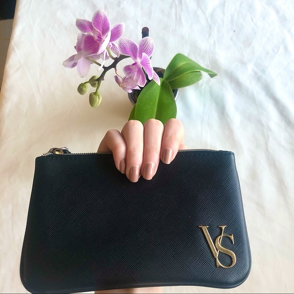 Victoria’s Secret Wristlet Wallet - Picture 3 of 10